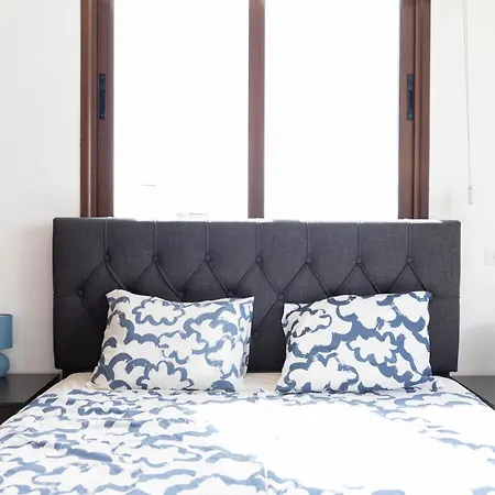 Διαμέρισμα Spacious & Bright With Balcony *